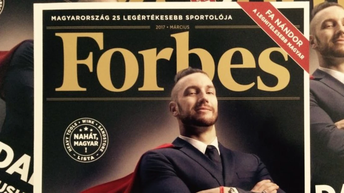 Na, de miért pózol félmeztelenül Shane Tusup a Forbesban?