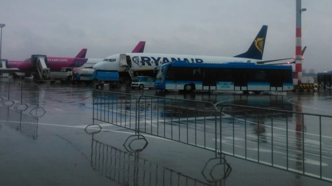 Rég nem látott durva kommunikációs trükköt vetett be a Ryanair a Wizz ellen