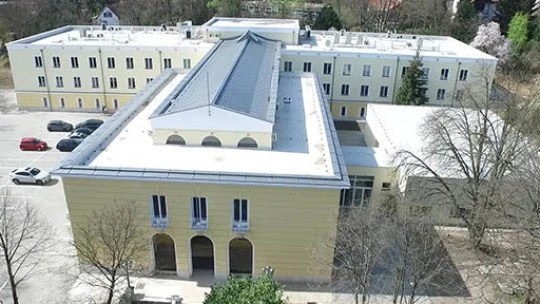 Hol és mit építenek a magyar milliárdosok?