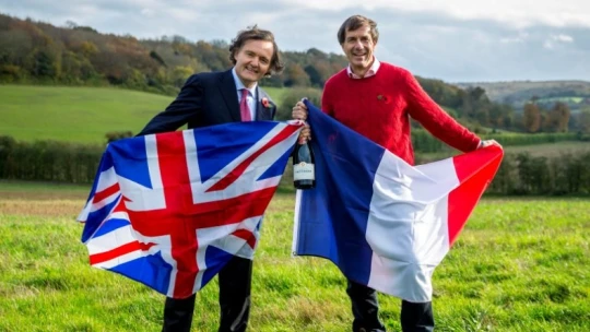 Francia elnök helyett brit pezsgőkirály lesz