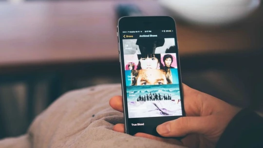 Mit csinál ma a MySpace ex CEO-ja? Felrobbantja a TV-piacot