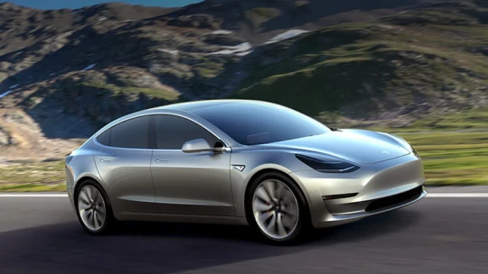 Elon Musk örülhet: februártól Európában is kapható lesz az „olcsó” Tesla