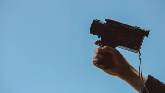 Egymásnak adják a kilincset a filmcsillagok, ennél több forgatást nehezen bírna el Budapest