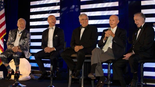 Hát, ez gyors volt: Jeff Bezos már csak a harmadik leggazdagabb a világon