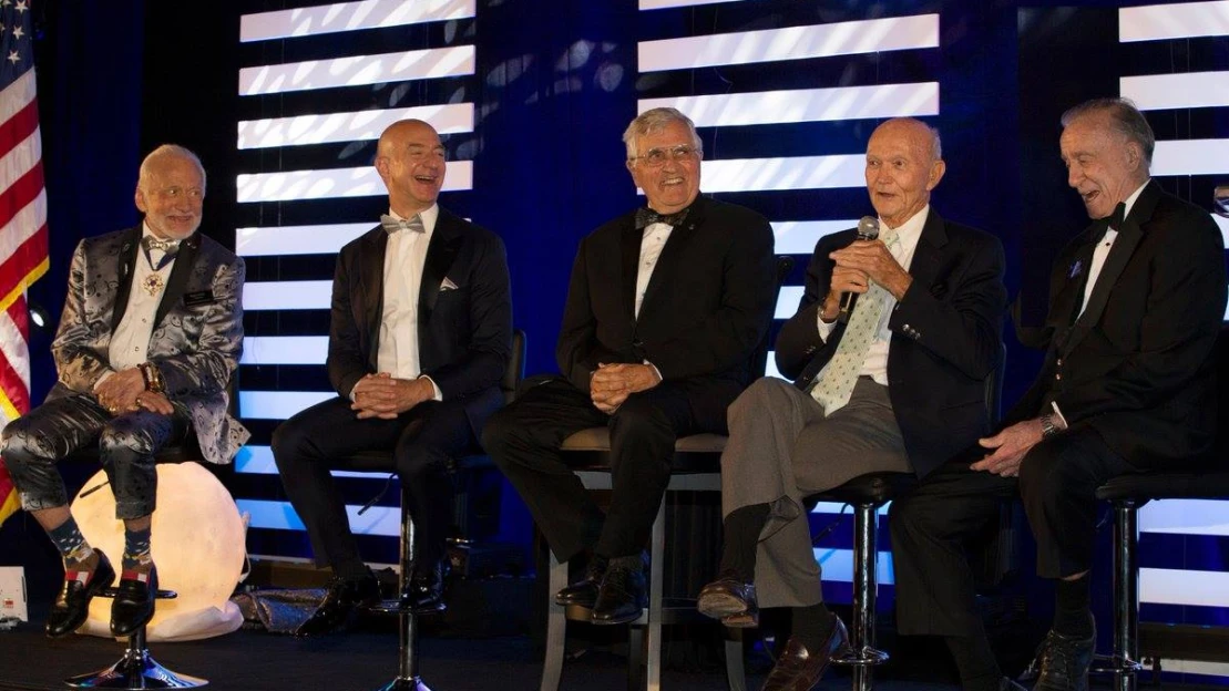 Hát, ez gyors volt: Jeff Bezos már csak a harmadik leggazdagabb a világon