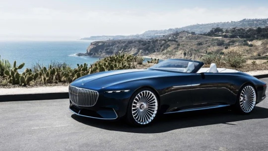A 30-as évek Riviéráját idézi meg a Mercedes-Maybach csodálatos kabriója
