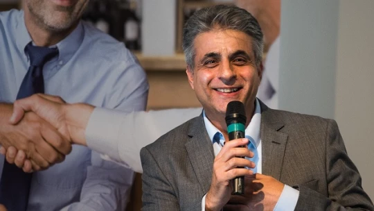 Harminc év tévézés után garázscégből kisvállalatot csinált Bárdos András