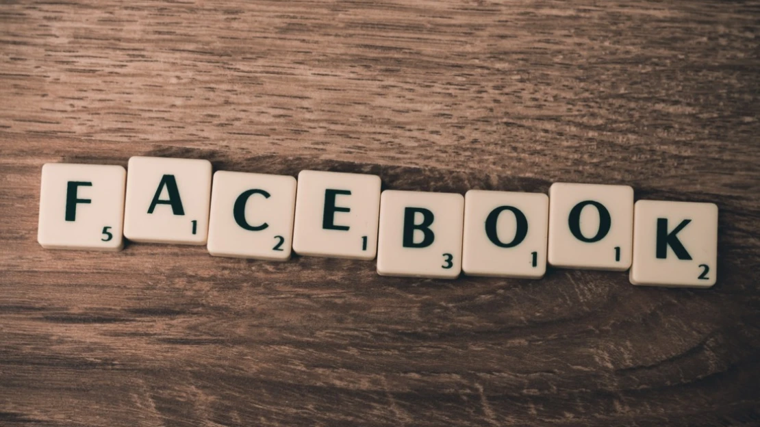 A Facebook tagadja, hogy lehallgat mindenkit – a felhasználók mást tapasztalnak
