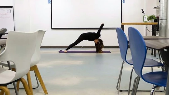 Bortársaság, Nanushka, Loffice is a szerethető munkahelyek között