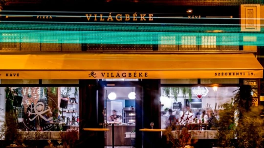 Anyukám mondta és Világbéke: a keleti csúcsgasztró lordjai hajtós éven vannak túl
