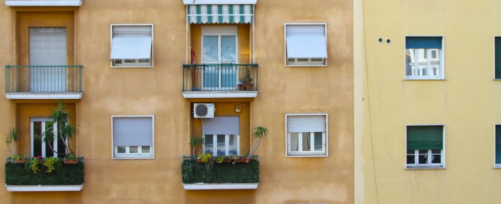 Budapesttől a falvakig, mindenhol dübörögnek a lakásfelújítások