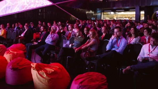 Nemzetközi nagykutyák versenyeznek majd magyar startupokért