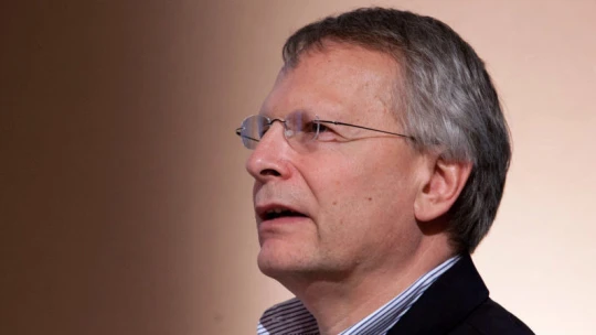 Globalizációkritikus harvardi közgazdász kapta a Rajk Szakkollégium Neumann-diját