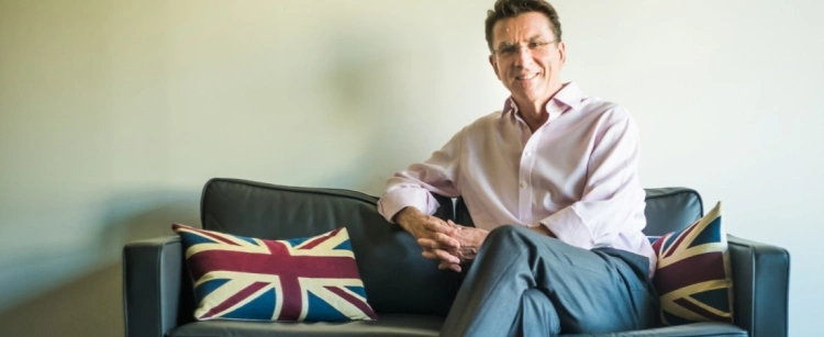 Iain Lindsay brit nagykövet nagyon képben van a magyar kézműves sörökkel is