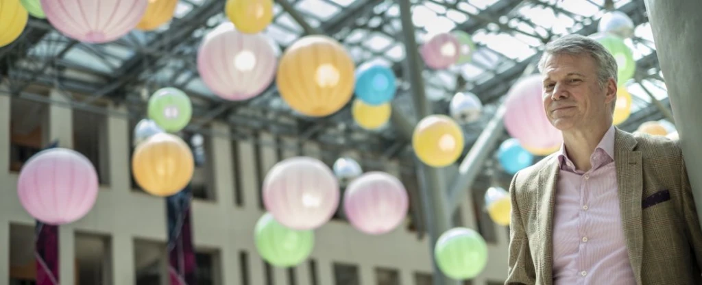 Chris Mattheisen a Magyar Telekom Krisztina körúti székházában (Fotó: Orbital Strangers)