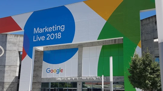 A Google mesterséges intelligenciája idén már bizniszel helyetted is