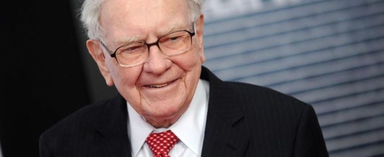 Kínai kriptozseni vacsorázhat Warren Buffett-tel, aki szerint a Bitcoin „patkányméreg a négyzeten”