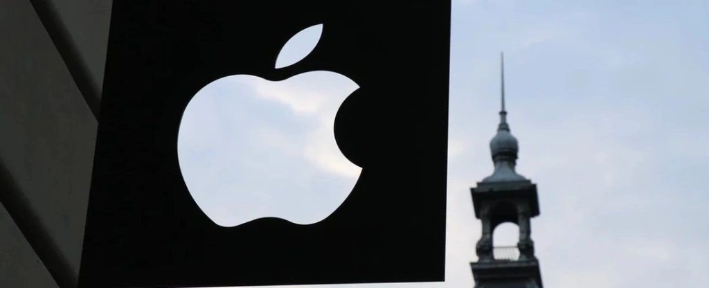 Egymillió dollárt is adhat az Apple annak, aki fel tudja törni az iPhone-t