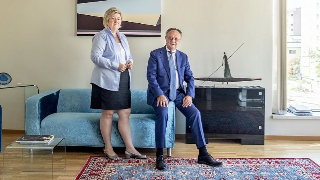 Egy magyar családi cég kétmillió dolláros gépipari beruházást hajtott végre Kínában