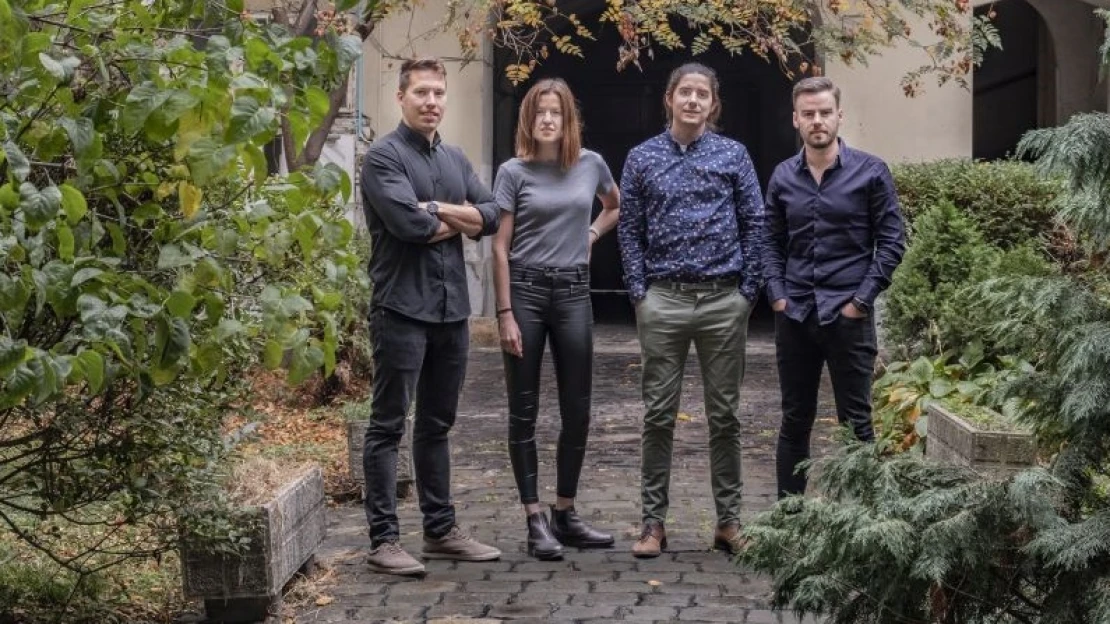 Csak nyolcórázni ne kelljen! Az Y generációra utazik a Forbes díjnyertes startupja