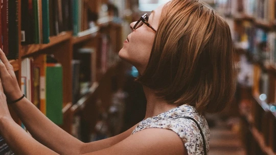 A jó vállalkozó időben otthagyja az egyetemet – vagy mégsem?