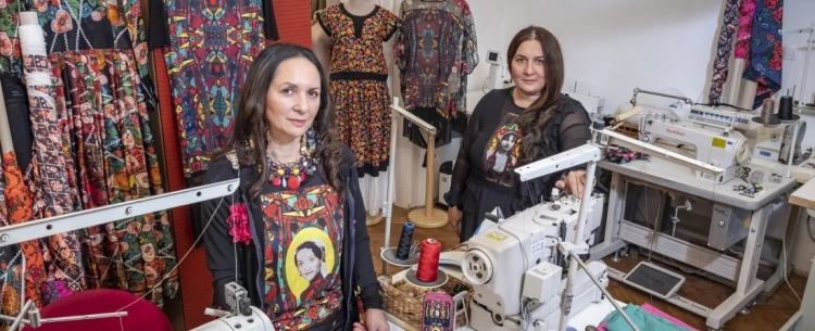 “Már kicsi koromban tudtam, hogy nagyon is sokat érek” –  Varga Erika, a Romani Design alapítója