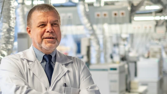 Élelmiszer, folyóvíz, emberi szervezet – mindent elönt a műanyag, és ott is marad