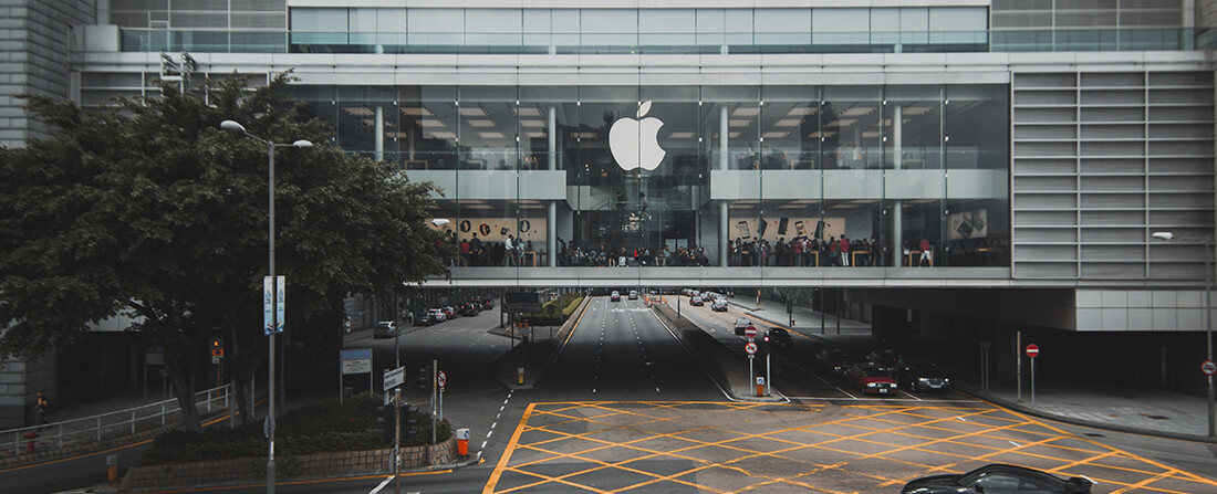 Kína beleszállt az Apple-be, a háttérben Hongkong áll