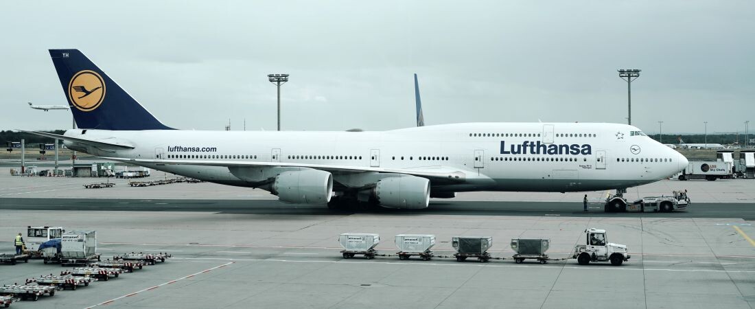 Őszi újraindulást és 10 ezer ember elbocsátását tervezi a Lufthansa