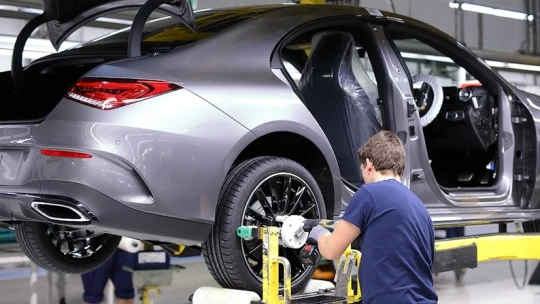 Két hétre biztosan leáll a kecskeméti Mercedes gyár is