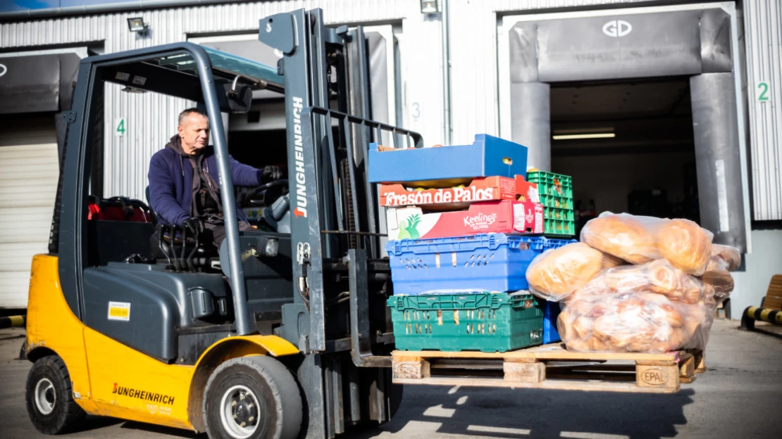 Változtat az árazáson a Tesco: így szállítanak ki mostantól