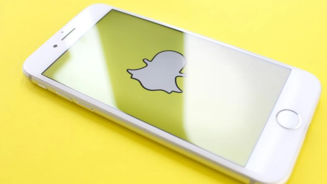 Bekeményít online biztonságban a Snapchat, rááll a 13 év alattiak kiszűrésére