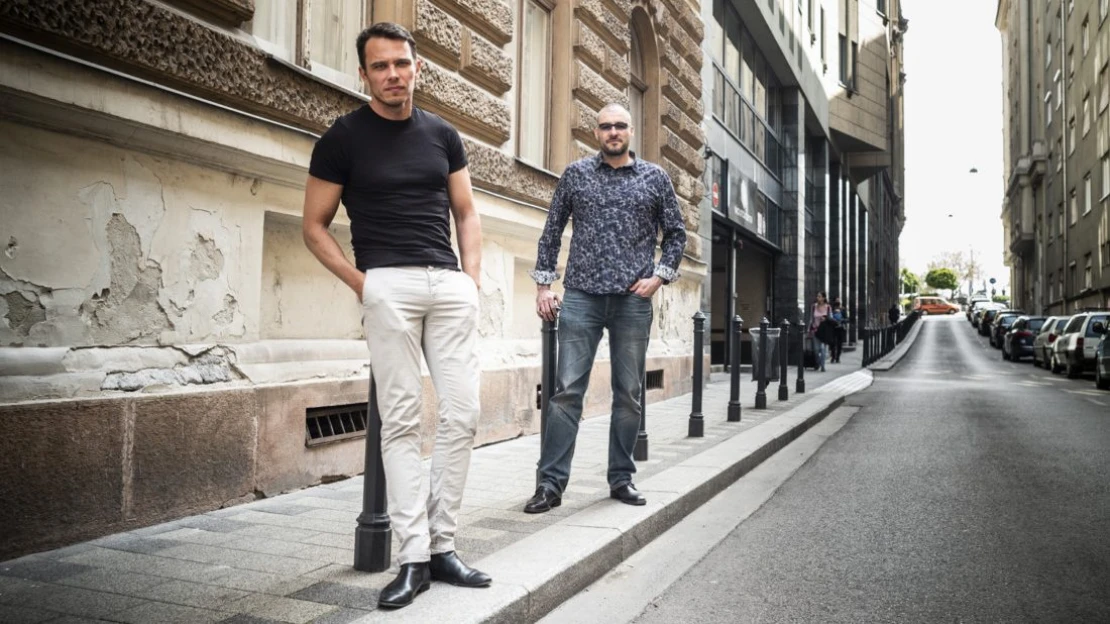 Jászai-díjának pénzjutalmából indította, most bezárt Lengyel Tamás startupja, amin az állam is bukott