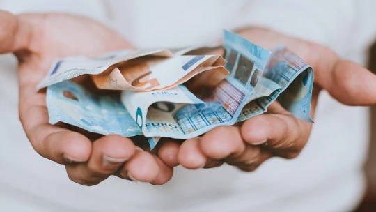 Ki mennyit fizet az EU-nak, és kinek mennyit fizet az EU?