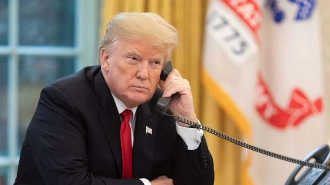 A világ legnagyobb csalója Trumpnál könyörög, hogy csökkentse a 150 éves börtönbüntetését