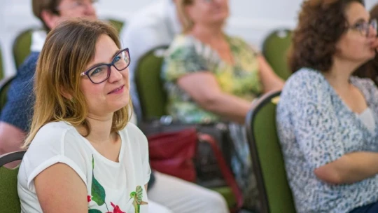 Újabb 9 hónap, avagy így lettek programozók az anyukákból