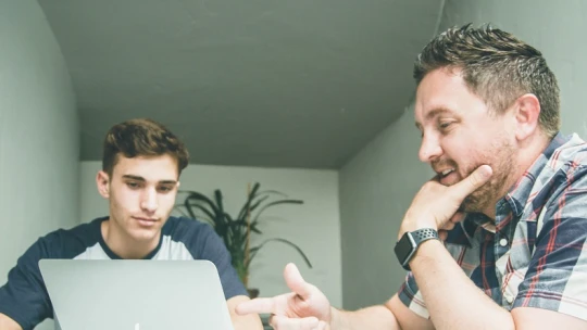 30 ezer dollár összdíjazású startupversenyt hirdet az innovációs tárca