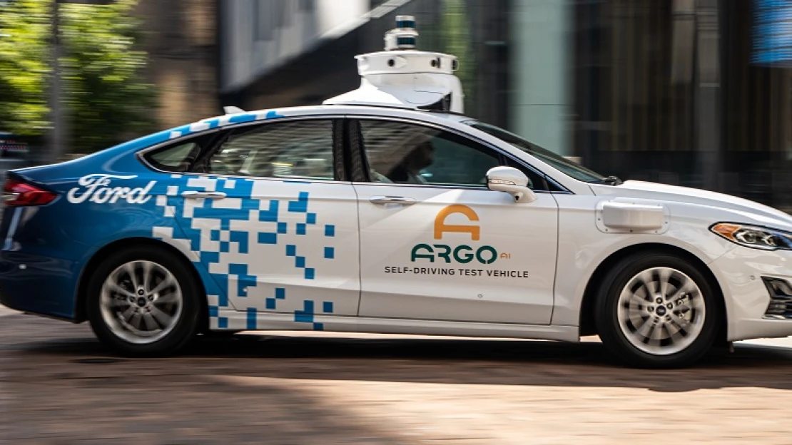 Közösen akarja lenyomni az elektromos autók árát a Volkswagen és a Ford