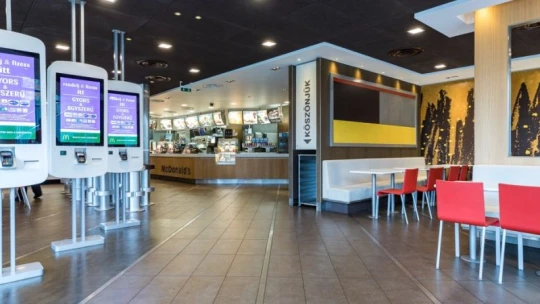 Itt nyitja első új éttermét a McDonald’s magyar tulajdonosa