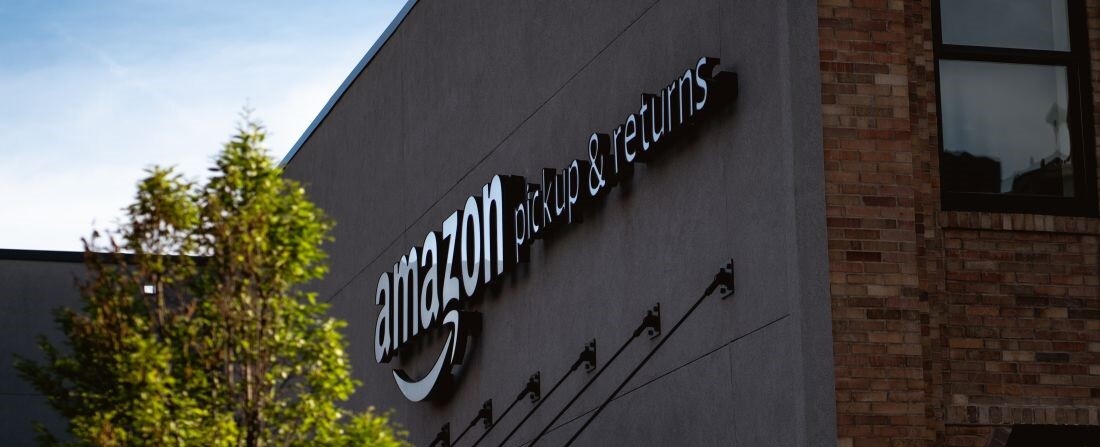 Az Amazon visszakozik, 2022-ig otthon tartja a dolgozóit