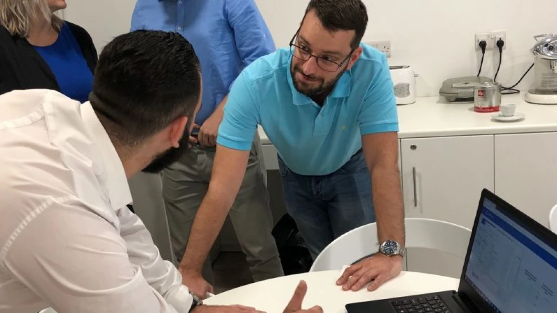 Banki adategyeztetés: ingyen nyújt segítséget egy most indult magyar startup