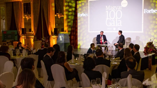 Díjátadó és jótékonysági aukció a Forbes Magyar100 gáláján