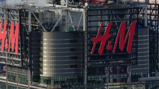 Fenntartható, havidíjas rendszert tesztel a H&M Kínában