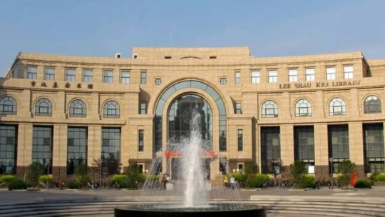 Fudan: a nem létező egyetem, ahol mindenki főigazgató lesz előbb-utóbb