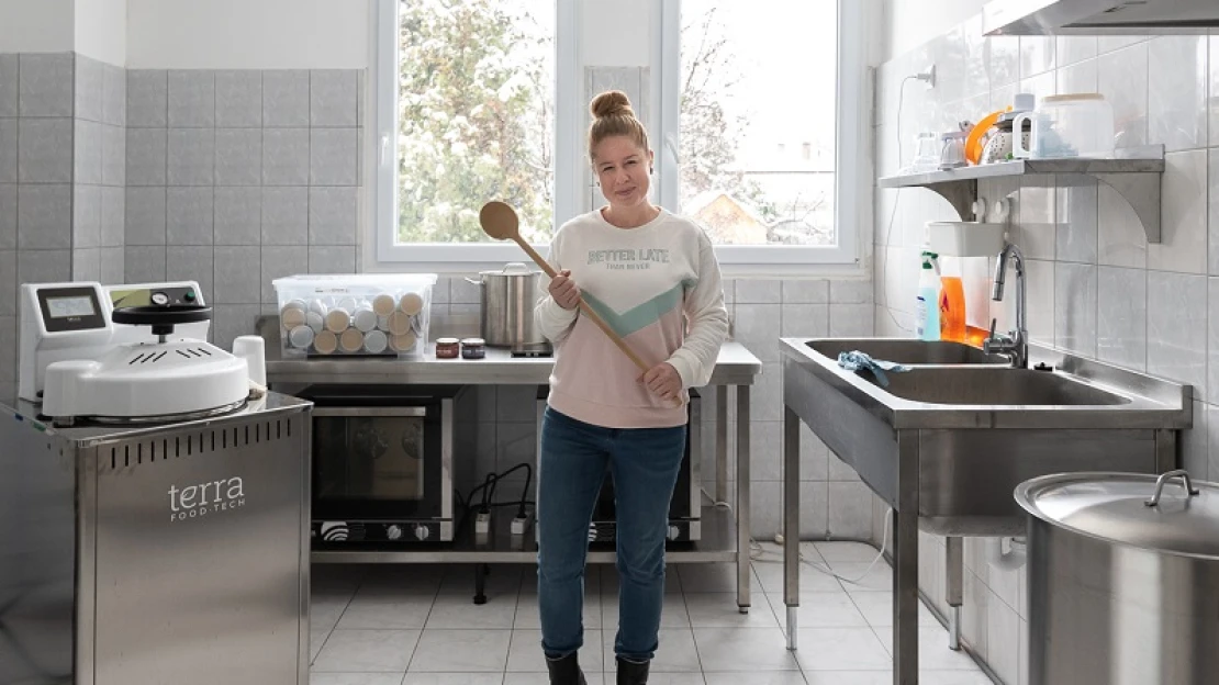 A segély és a sajnálat hosszú távon nem fenntartható