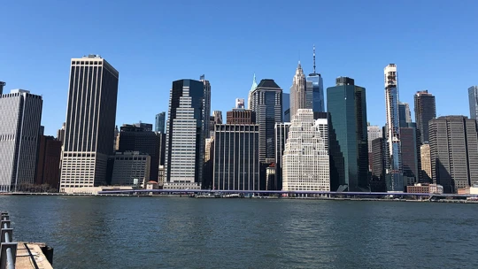 Félelmetes, üres és összetartó. Ilyen New York a zárlat alatt