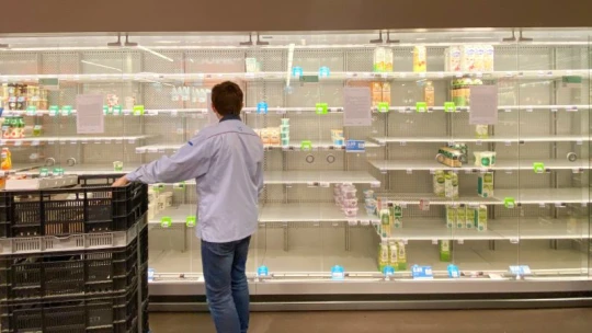 Vásárlási láz: 57 milliárd forintot hagytak a szupermarketekben a magyarok alig egy hét alatt