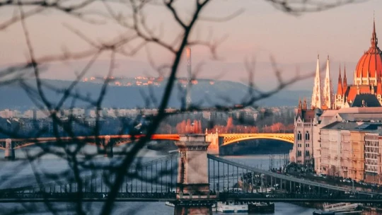 Rezsicsökkentés: napokon belül jöhet a bejelentés, amit mindenki vár