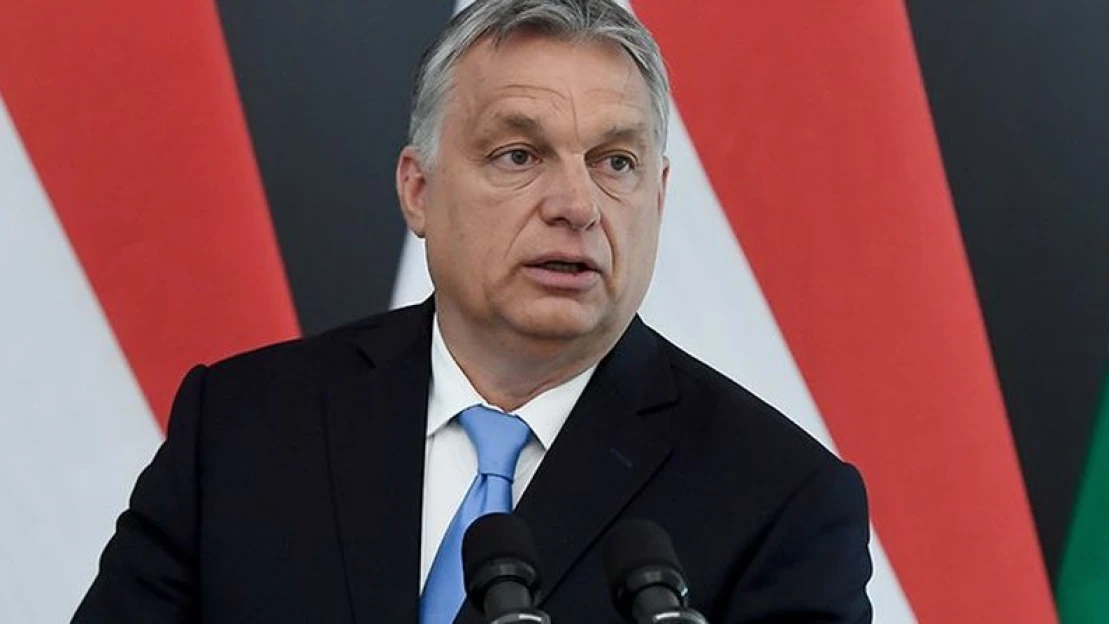 Orbán: Azonnali tűzszünetet kértem Putyintól, és ha az oroszok azt kérik, rubelben fizetünk a gázért