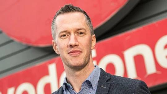 Korlátlan adatot vezet be a Vodafone a Red tarifákban – Interjú Révész Balázzsal